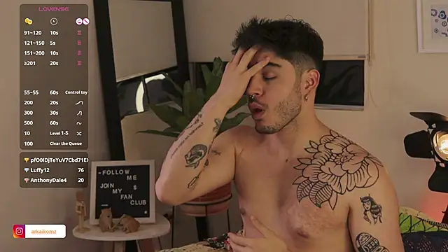 Arkaikomz online show from 14, 2, 2025