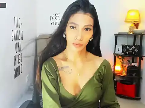 Trixie Mattel21 online show from 12, 4, 2026