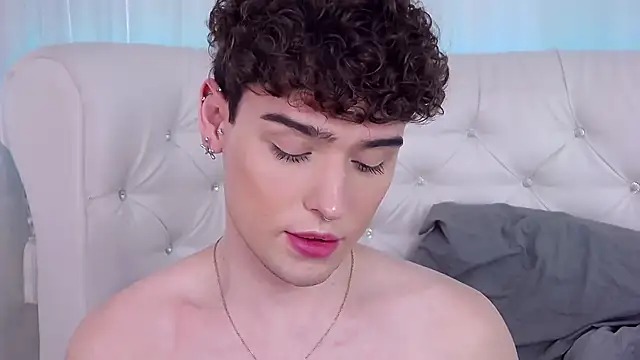 RobbyCharming online show from 12, 11, 2025