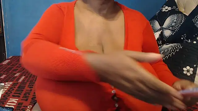 CUTEFIRMMELONSS online show from 24, 3, 2026