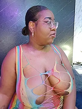 Darnellqueen online show from 10, 10, 2025