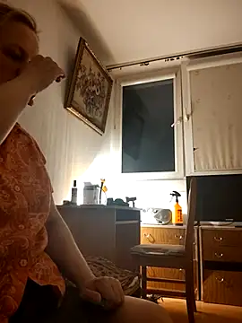 Snapshot of She-devilx chatting on 27, 7, 2026 She-devilx online show from 27, 7, 2026
