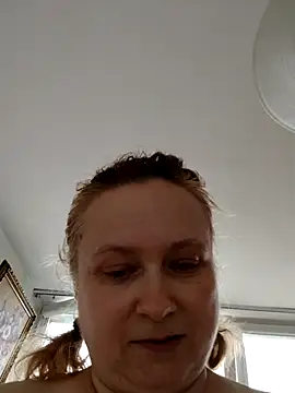 Snapshot of She-devilx chatting on 1, 8, 2026 She-devilx online show from 1, 8, 2026
