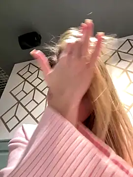 ValenciaShock online show from 20, 11, 2025