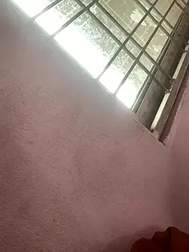 Hullax online show from 6, 3, 2026