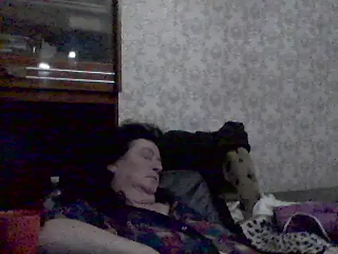 GypsiQueen2 online show from 24, 2, 2025