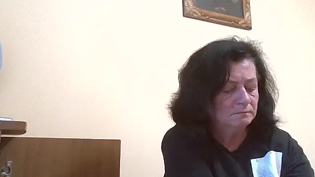 Snapshot of GypsiQueen2 chatting on 20, 6, 2026 GypsiQueen2 online show from 20, 6, 2026