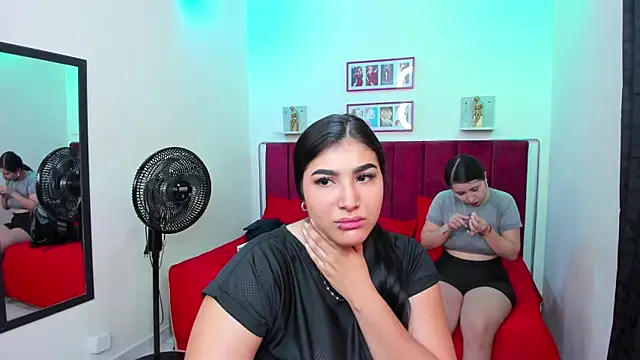 Snapshot of Afrodita-hott chatting on 27, 2, 2025 Afrodita-hott online show from 27, 2, 2025