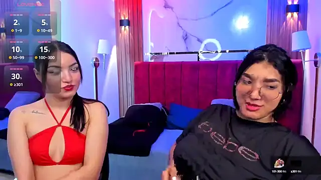 Snapshot of Afrodita-hott chatting on 2, 10, 2025 Afrodita-hott online show from 2, 10, 2025