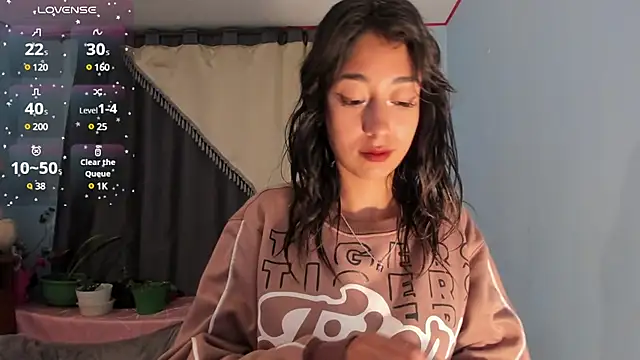 Snapshot of Scarlet_wd18 chatting on 28, 2, 2025 Scarlet wd18 online show from 28, 2, 2025