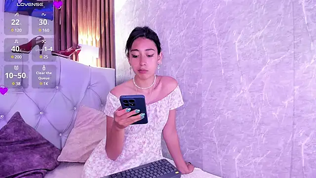 Snapshot of Scarlet_wd18 chatting on 21, 3, 2025 Scarlet wd18 online show from 21, 3, 2025