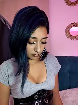 Snapshot of Scarlet_wd18 chatting on 25, 9, 2025 Scarlet wd18 online show from 25, 9, 2025