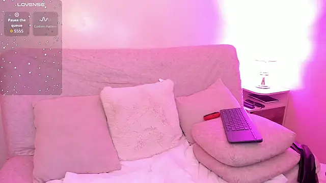 Snapshot of Scarlet_wd18 chatting on 19, 2, 2026 Scarlet wd18 online show from 19, 2, 2026