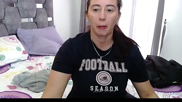 Snapshot of sara_hott_1 chatting on 3, 2, 2026 sara hott 1 online show from 3, 2, 2026