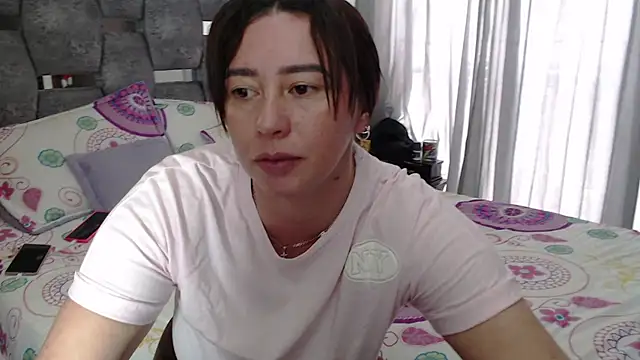 Snapshot of sara_hott_1 chatting on 13, 2, 2026 sara hott 1 online show from 13, 2, 2026