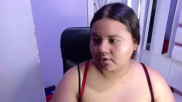 Snapshot of ValenTitis chatting on 19, 11, 2025 ValenTitis online show from 19, 11, 2025