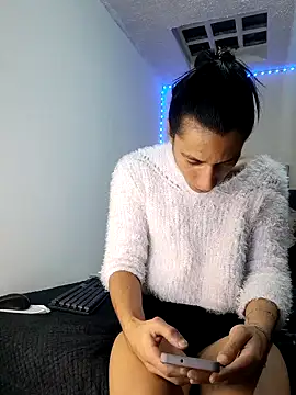 Snapshot of anna_dolls_ chatting on 10, 6, 2026 anna dolls online show from 10, 6, 2026