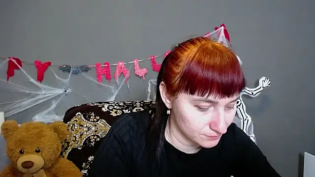 NinaFlawlees online show from 28, 10, 2025