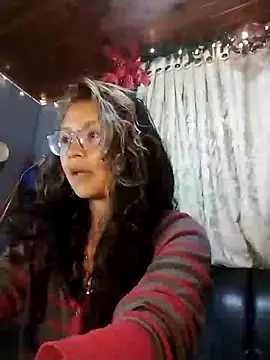 Snapshot of Hathorlove chatting on 23, 12, 2024 Hathorlove online show from 23, 12, 2024