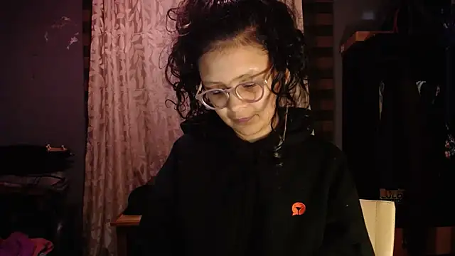 Hathorlove online show from 6, 3, 2026