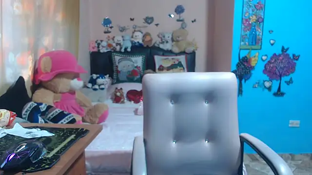 milfeddy  online show from 17, 12, 2025