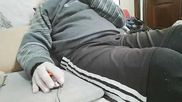 Snapshot of messi_syssy chatting on 19, 5, 2026 messi syssy online show from 19, 5, 2026