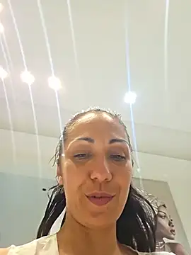 Snapshot of LeticiaWoods chatting on 28, 6, 2026 LeticiaWoods online show from 28, 6, 2026