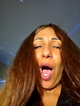 Snapshot of LeticiaWoods chatting on 23, 7, 2026 LeticiaWoods online show from 23, 7, 2026