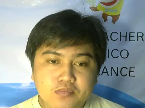 Yummy Tommy21 online show from 18, 9, 2025