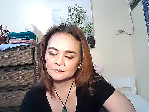 Kisses-13 online show from 2, 11, 2025