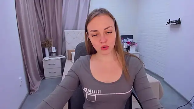 Snapshot of JessicaNickson chatting on 12, 12, 2024 JessicaNickson online show from 12, 12, 2024