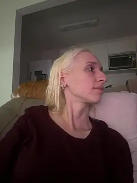 Snapshot of bunnydark00 chatting on 13, 3, 2025 bunnydark00 online show from 13, 3, 2025