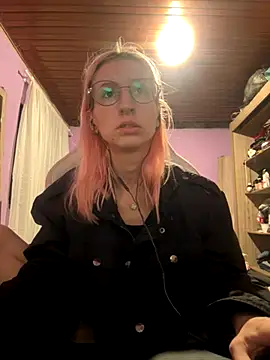 Snapshot of bunnydark00 chatting on 6, 10, 2025 bunnydark00 online show from 6, 10, 2025