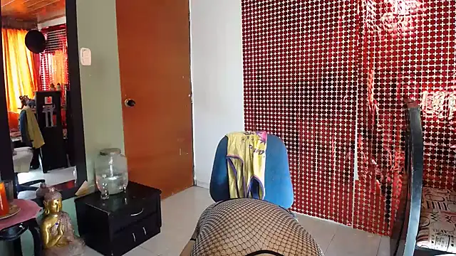 Snapshot of Sweett_Anya chatting on 26, 5, 2026 Sweett Anya online show from 26, 5, 2026