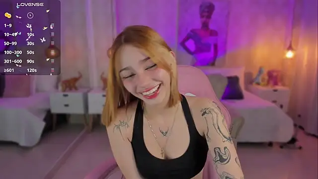 Snapshot of LITTLE-VIVI chatting on 24, 1, 2025 LITTLE-VIVI online show from 24, 1, 2025