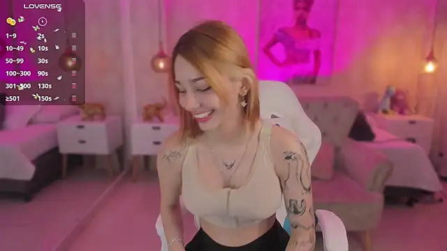 Snapshot of LITTLE-VIVI chatting on 17, 2, 2025 LITTLE-VIVI online show from 17, 2, 2025