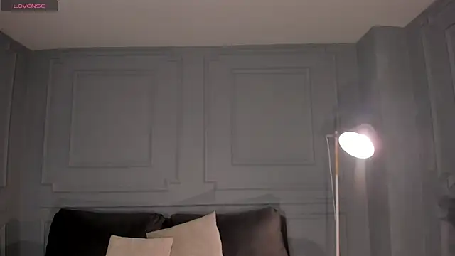 EveBensonX online show from 31, 3, 2026