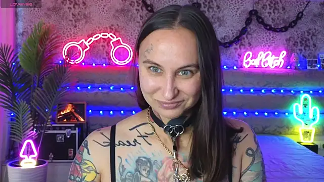 Cool Freak  online show from 24, 7, 2026