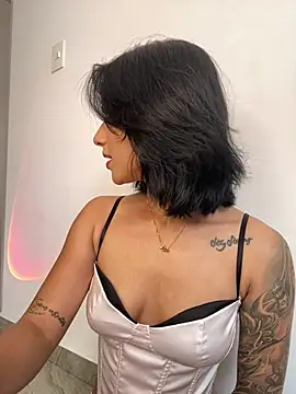 Snapshot of Ale_Lewis chatting on 16, 2, 2025 Ale Lewis online show from 16, 2, 2025