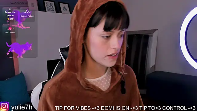  Jessy Moon  online show from 21, 12, 2025