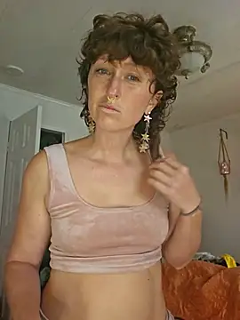 mossy kiss online show from 17, 10, 2025