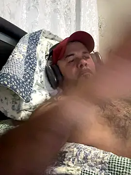 Snapshot of Cristian-Brayan chatting on 3, 11, 2025 Cristian-Brayan online show from 3, 11, 2025