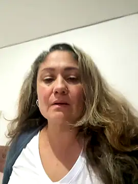 gabiTetas online show from 10, 10, 2025