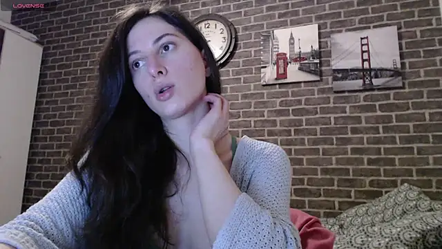  Hot Lady  online show from 1, 1, 2025