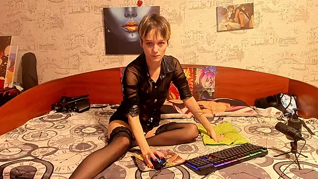 KagamiTayga online show from 18, 10, 2025