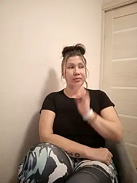 Snapshot of ROXOLANAA_SEXY chatting on 19, 3, 2026 ROXOLANAA SEXY online show from 19, 3, 2026