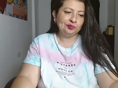 Snapshot of Victoriaevans1 chatting on 4, 6, 2026 Victoriaevans1 online show from 4, 6, 2026