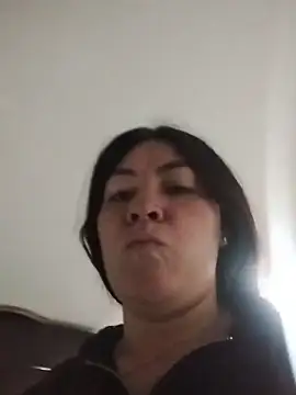 katha steele  online show from 1, 11, 2025