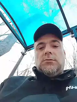 wifesfuckerpu online show from 1, 3, 2026