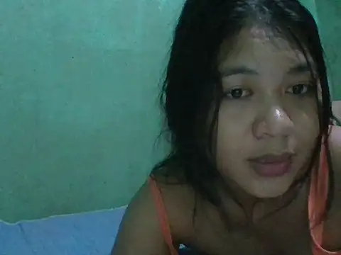 Snapshot of _smiling4u_ chatting on 26, 10, 2025  smiling4u  online show from 26, 10, 2025